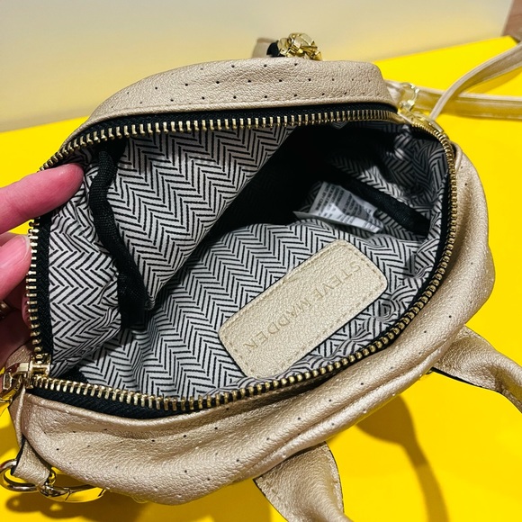 Steve Madden small backpack - Picture 5 of 5